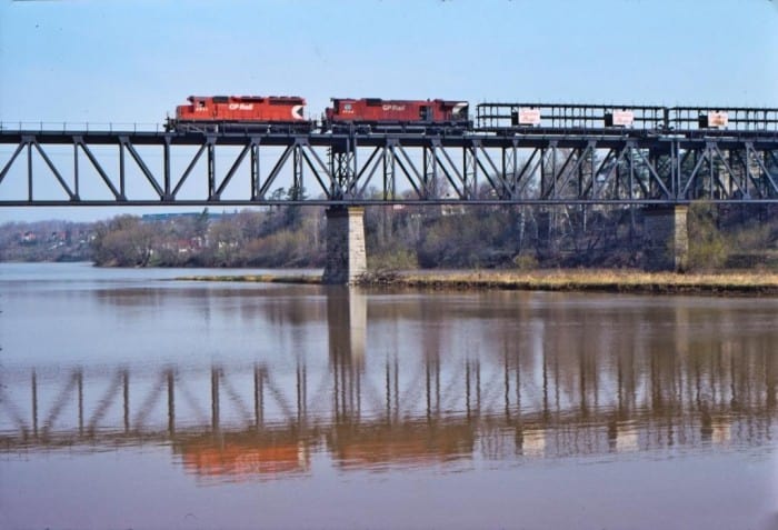 Westbound CP freight crossing the Grand River at Galt, Easter Weekend 1975.